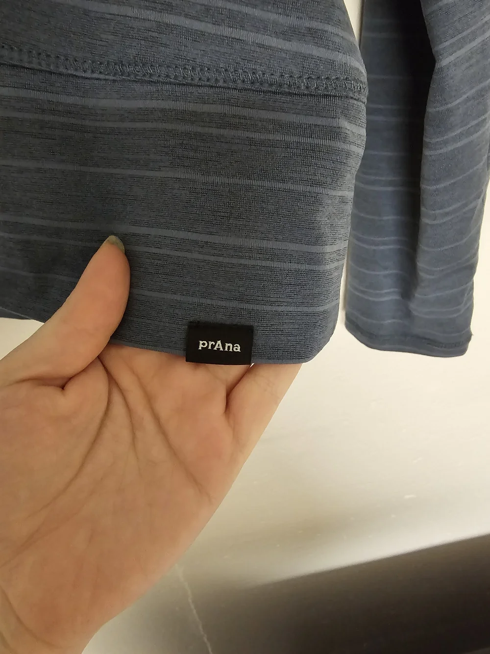 Prana Men's Blue Striped Crewneck Hoodie Sweater